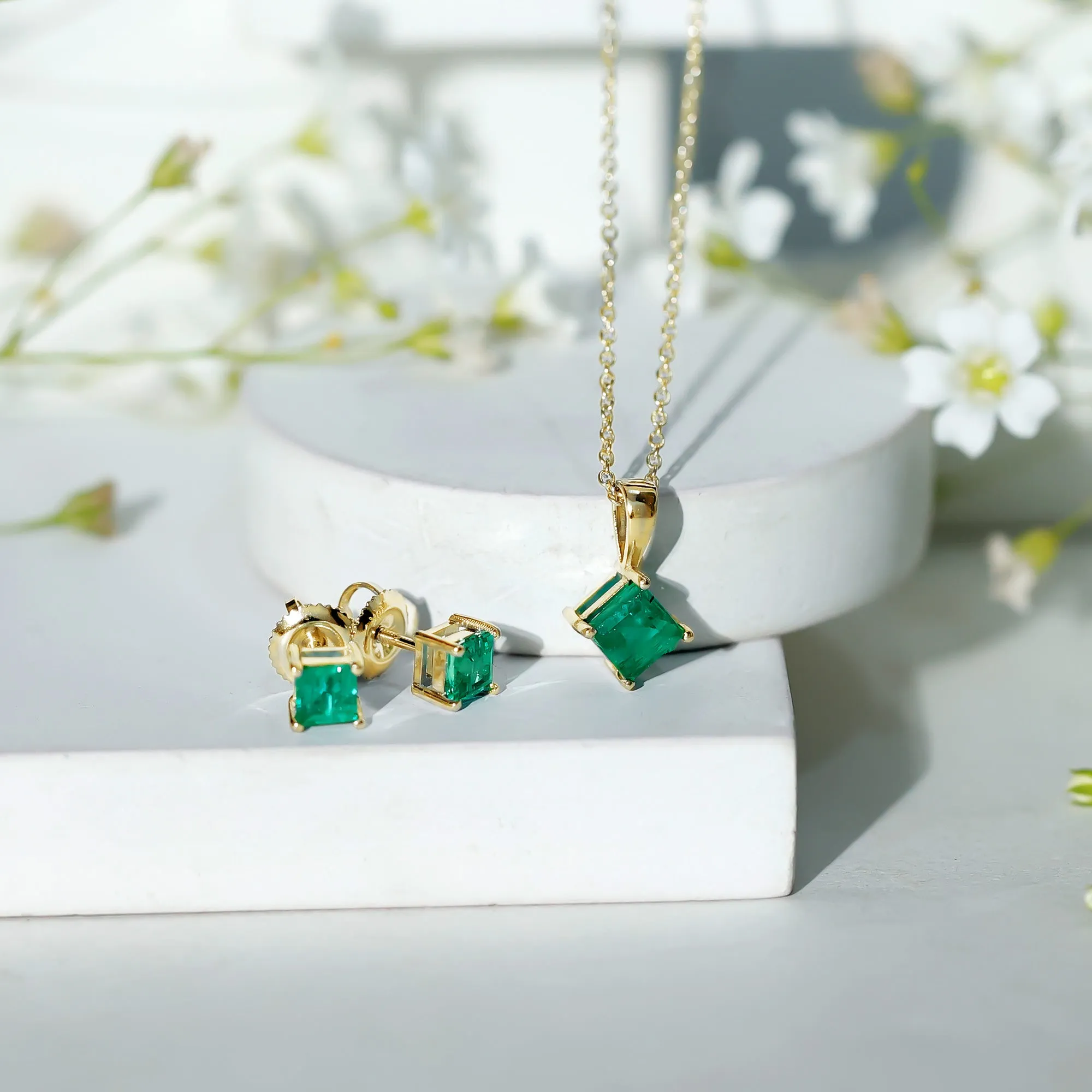 2 CT Princess Cut Emerald Solitaire Jewelry Set