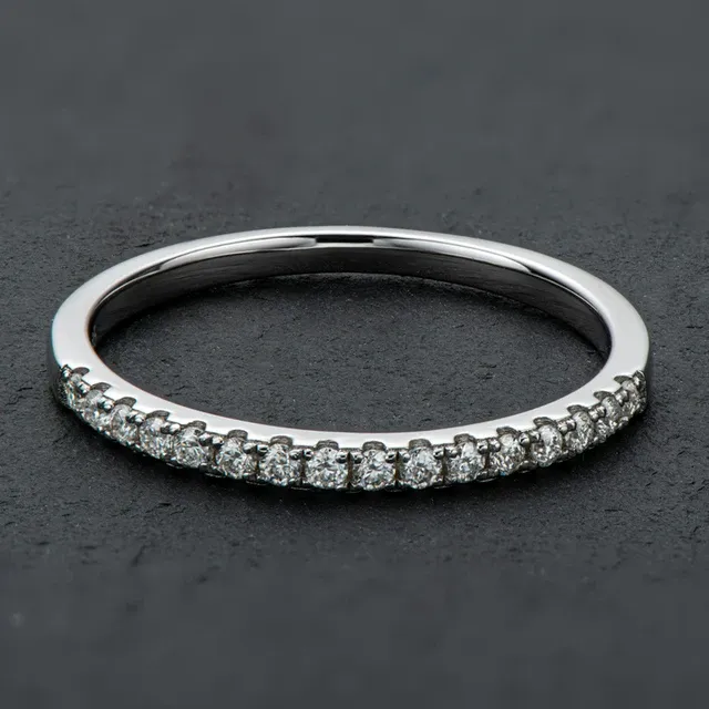 925 Silver 1.5mm Moissanite Diamond Ring