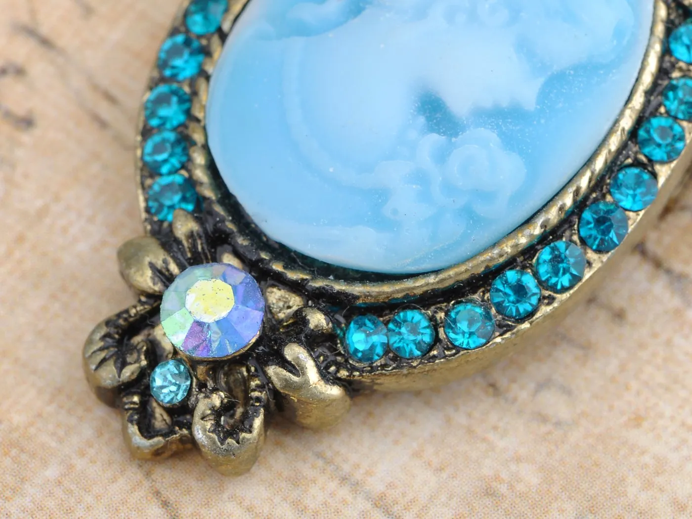 Alilang Womens Silver Clear Crystal Rhinestones Grey Blue Vintage Antique Cameo Lady Brooch Pin