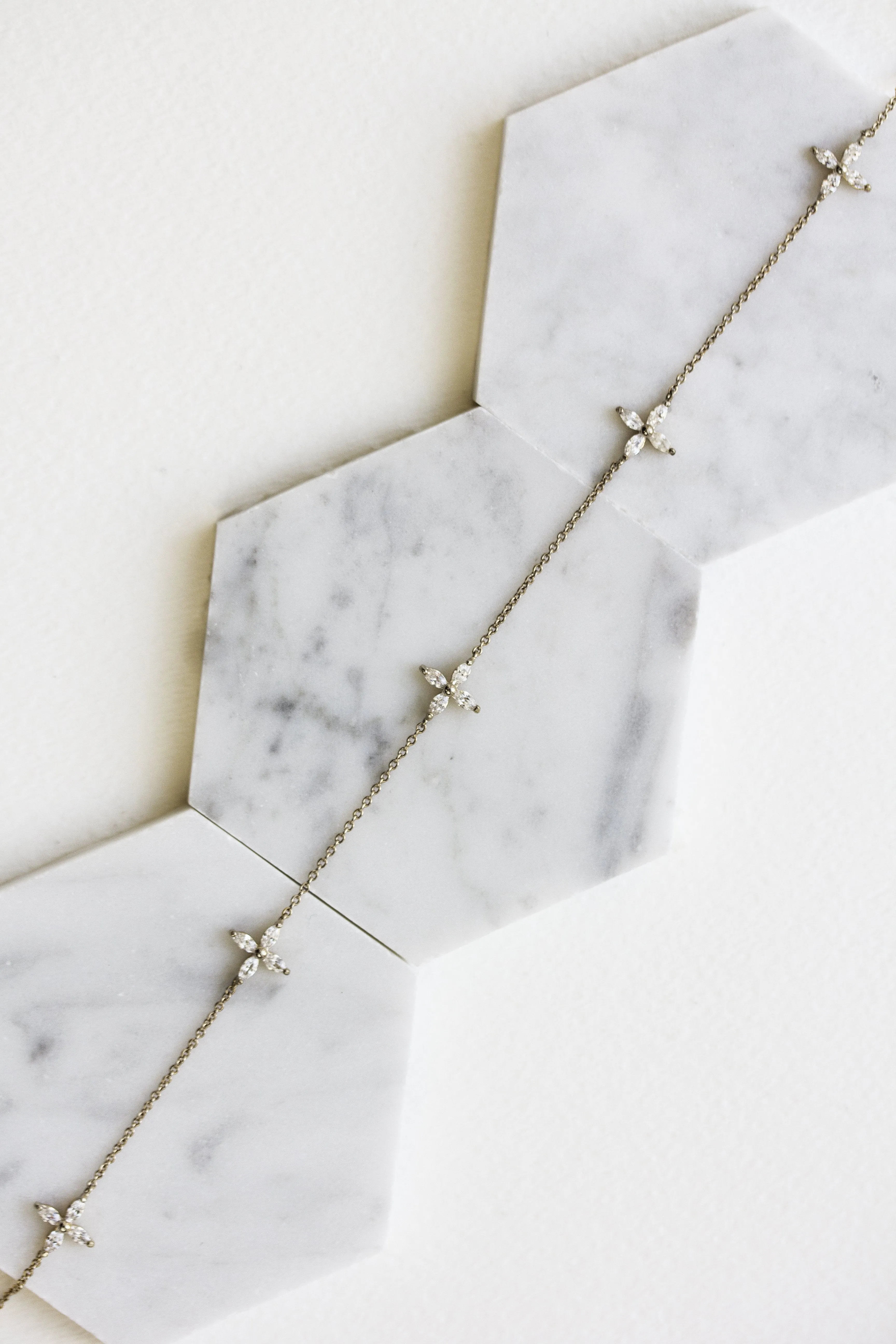 Fleur Crystal Choker