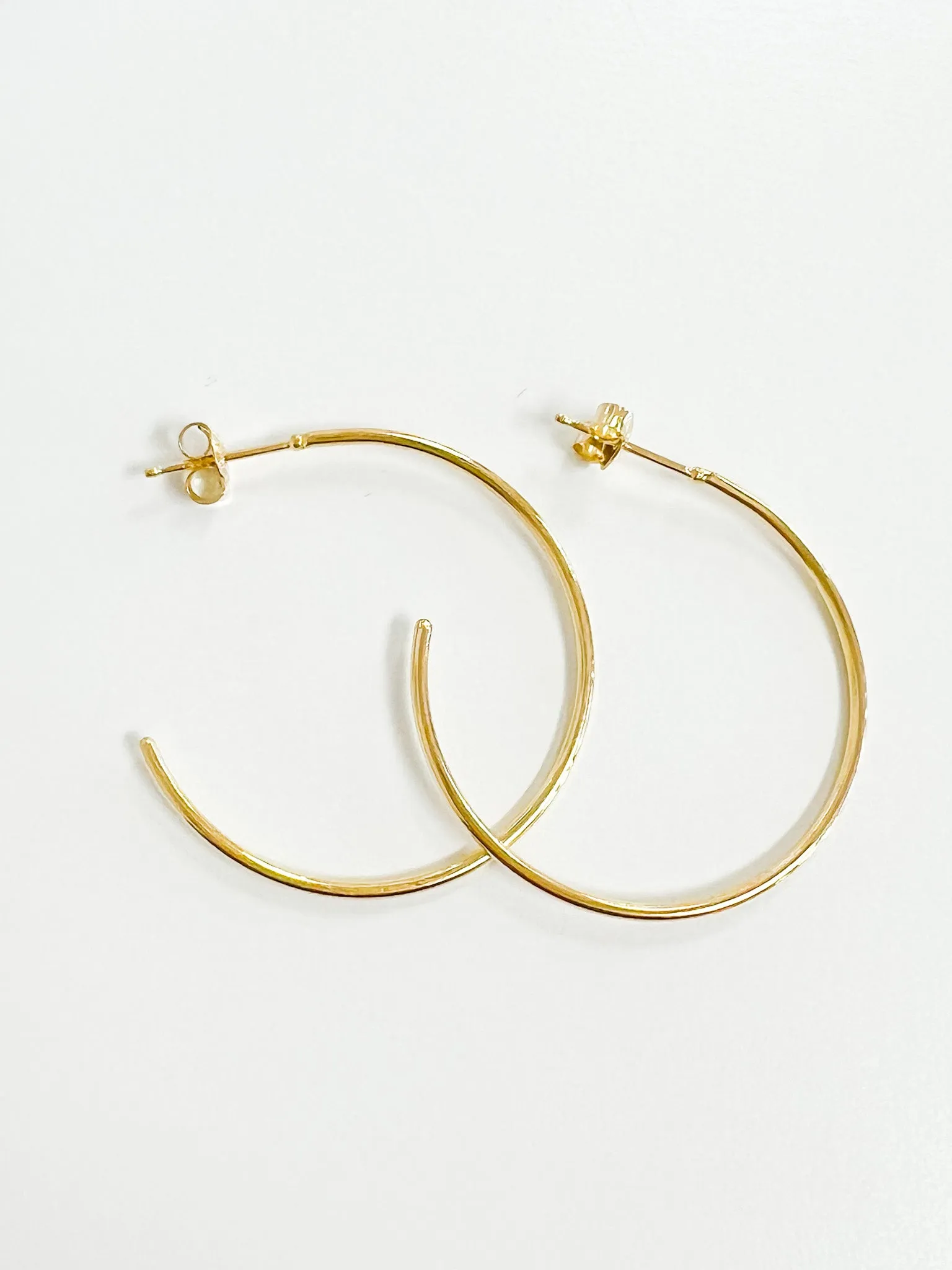 Hannah - Gold Hoop Earrings