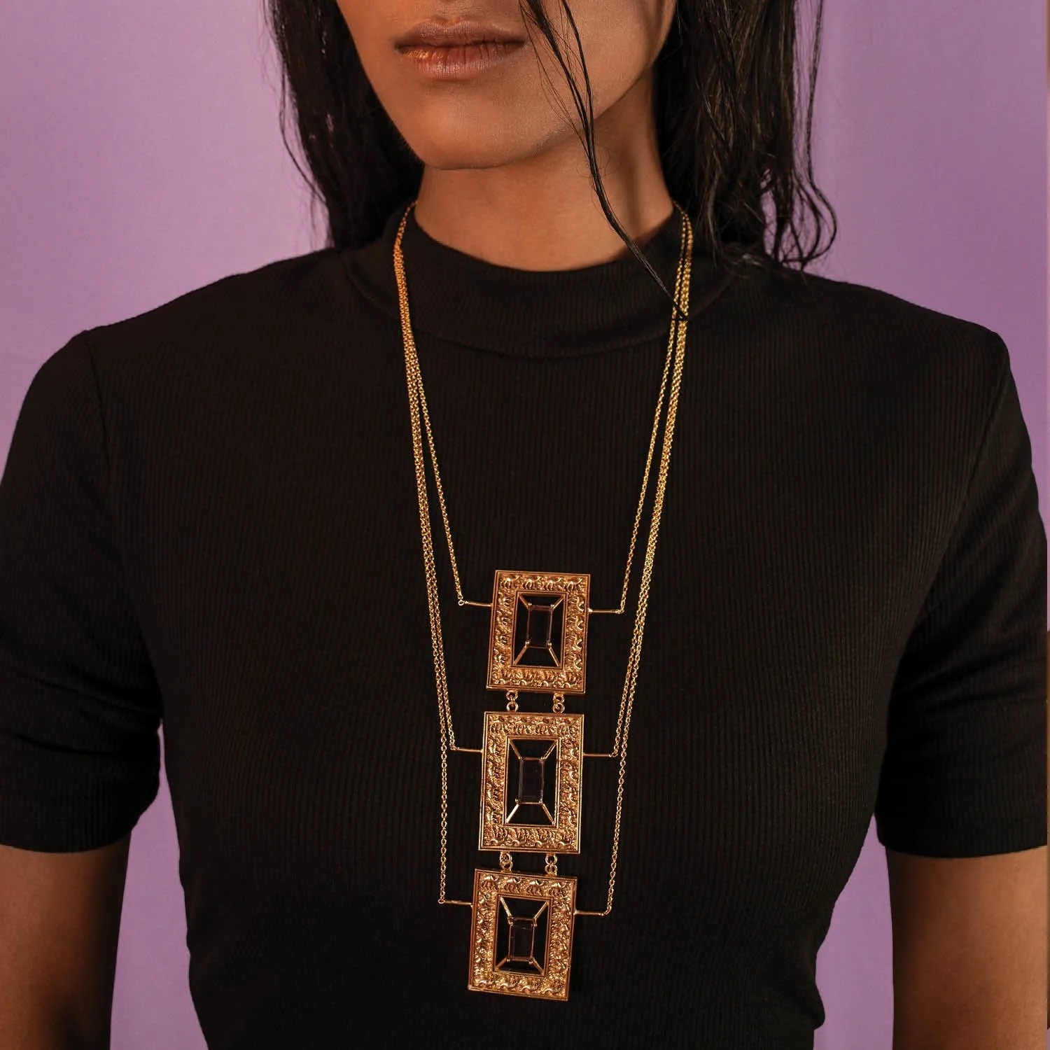 KAMEL NECKLACE