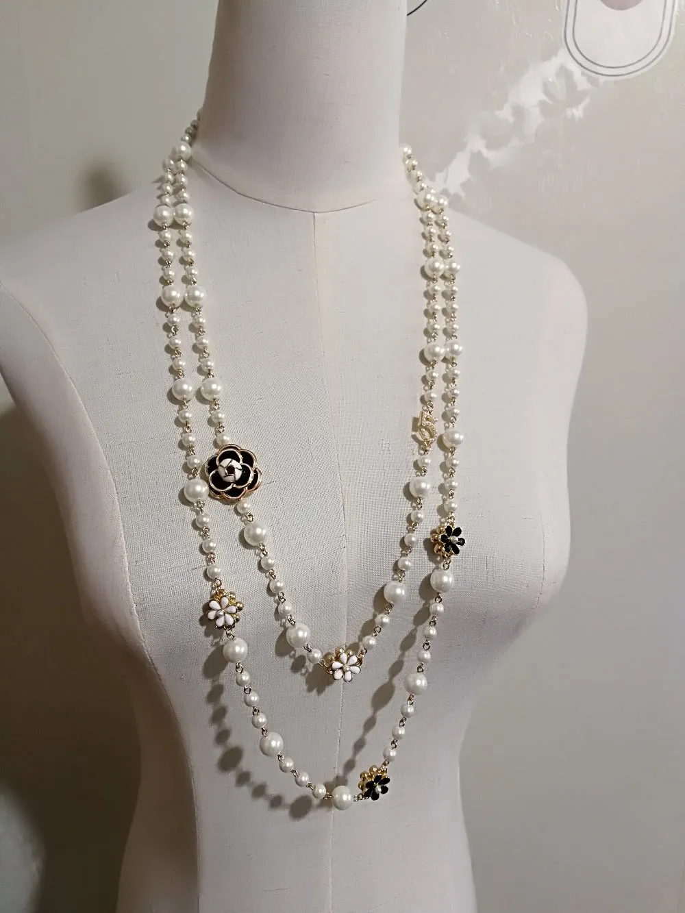 Mimiyagu Long Simulated Pearl Necklace