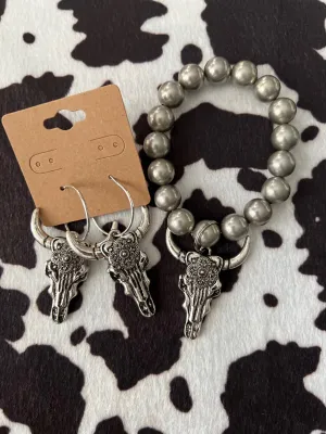 Silver Longhorn Stretch Bracelet and Earrings