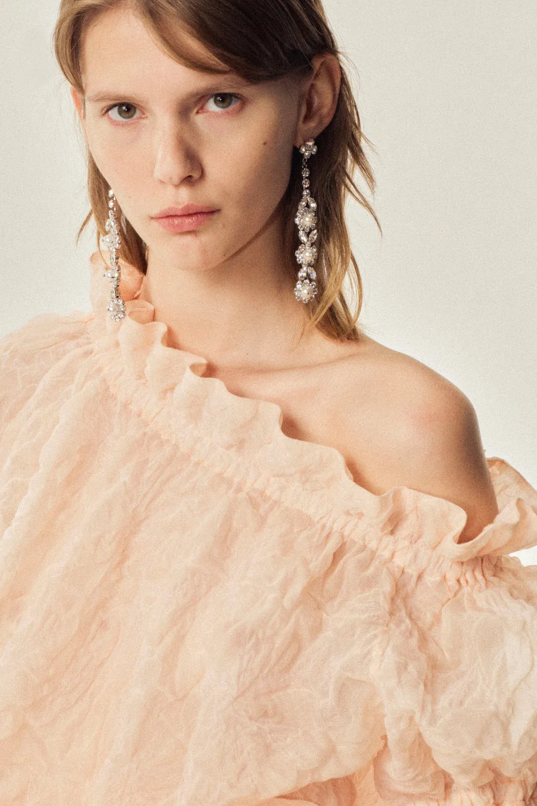 SIMONE ROCHA LONG VICTORIAN PEARL & CRYSTAL EARRINGS