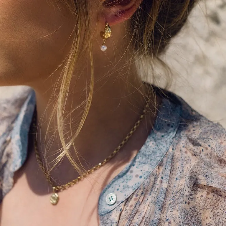 Small Molten Coral Rock Necklace - Chunky Chain